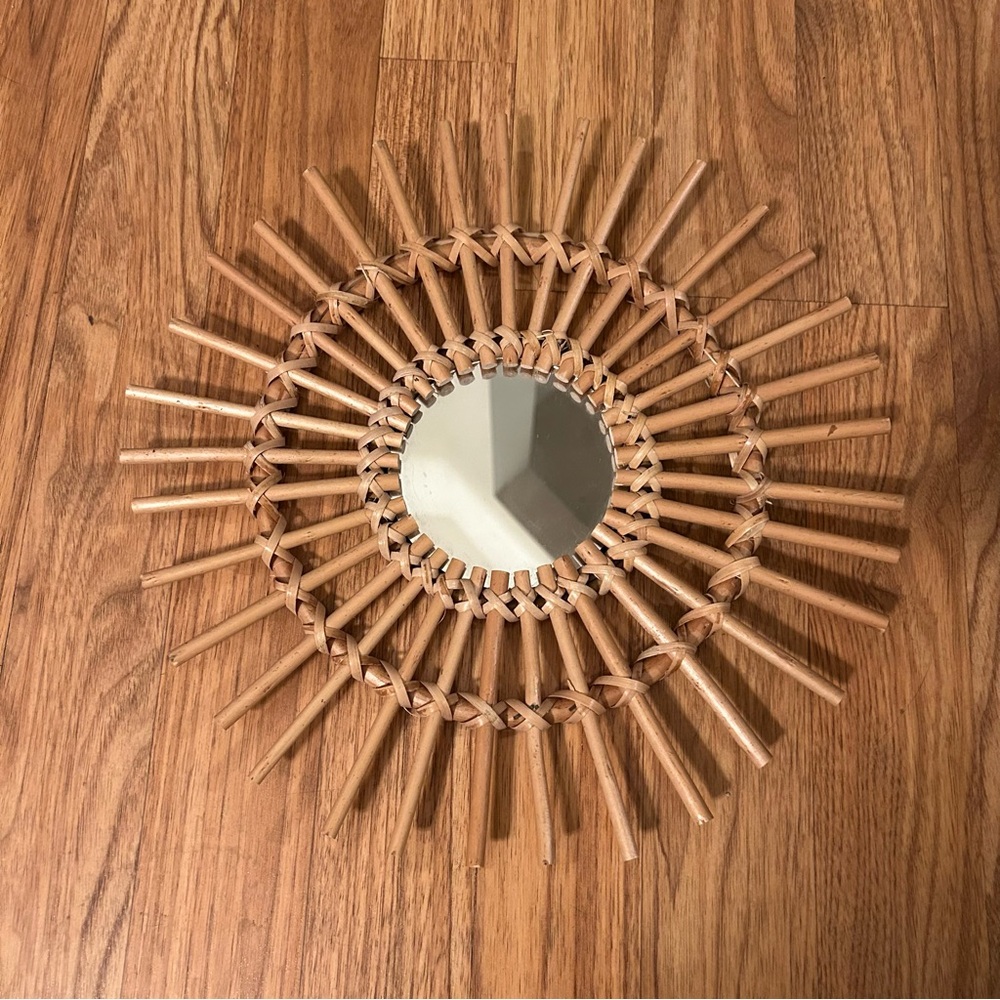 ‼️Small Rattan Circle Mirror‼️